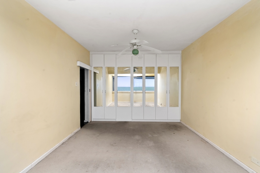 2 Bedroom Property for Sale in Sea Point Western Cape